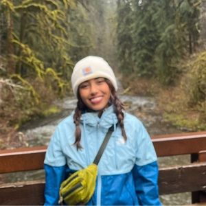 Meet your Posher, Rebeca